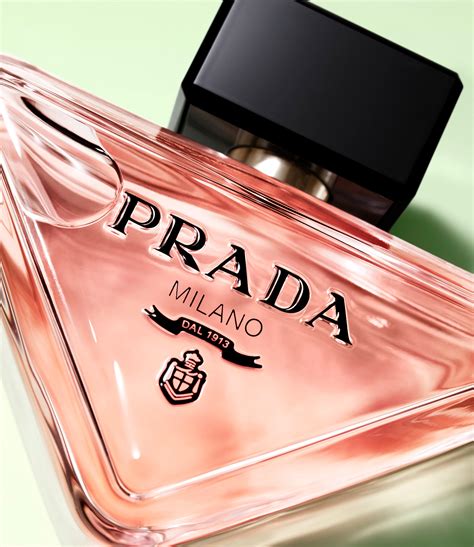 prada geurtje|prada paradoxe fragrance.